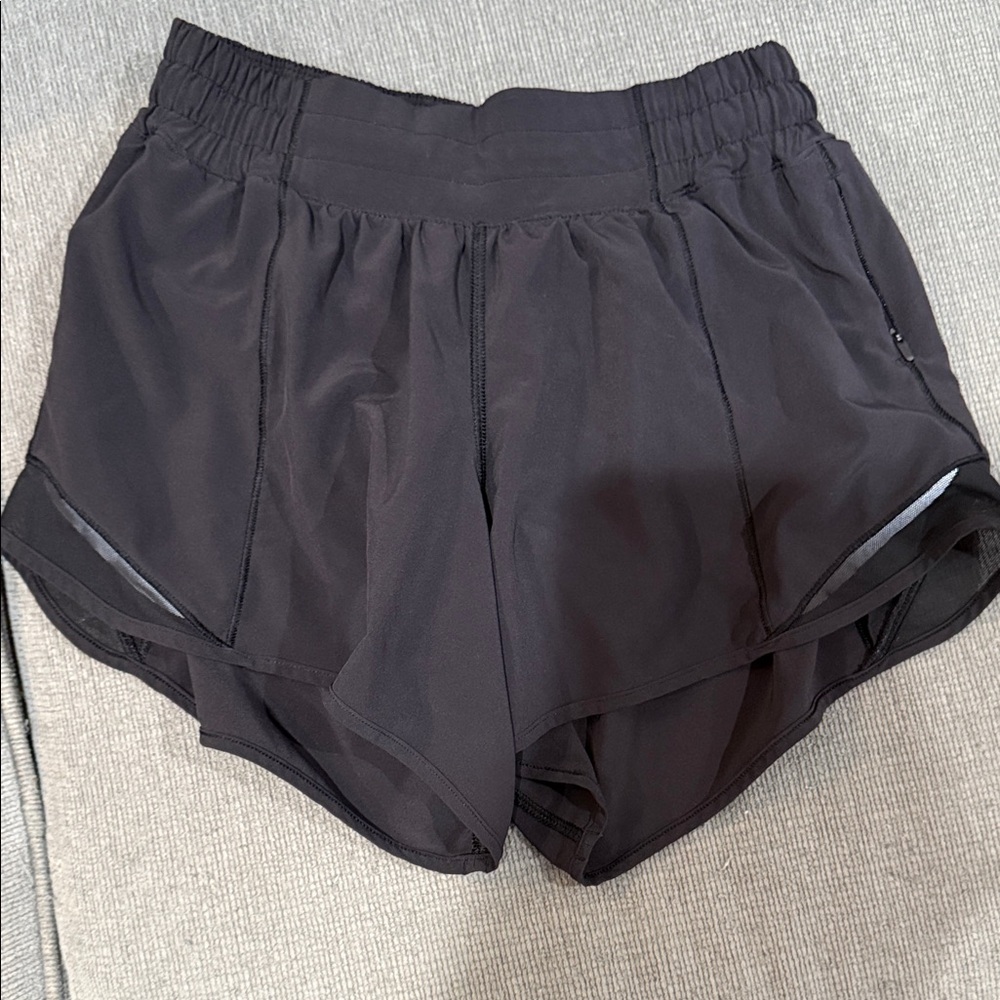 lululemon athletica black size 4 Athletic Shorts